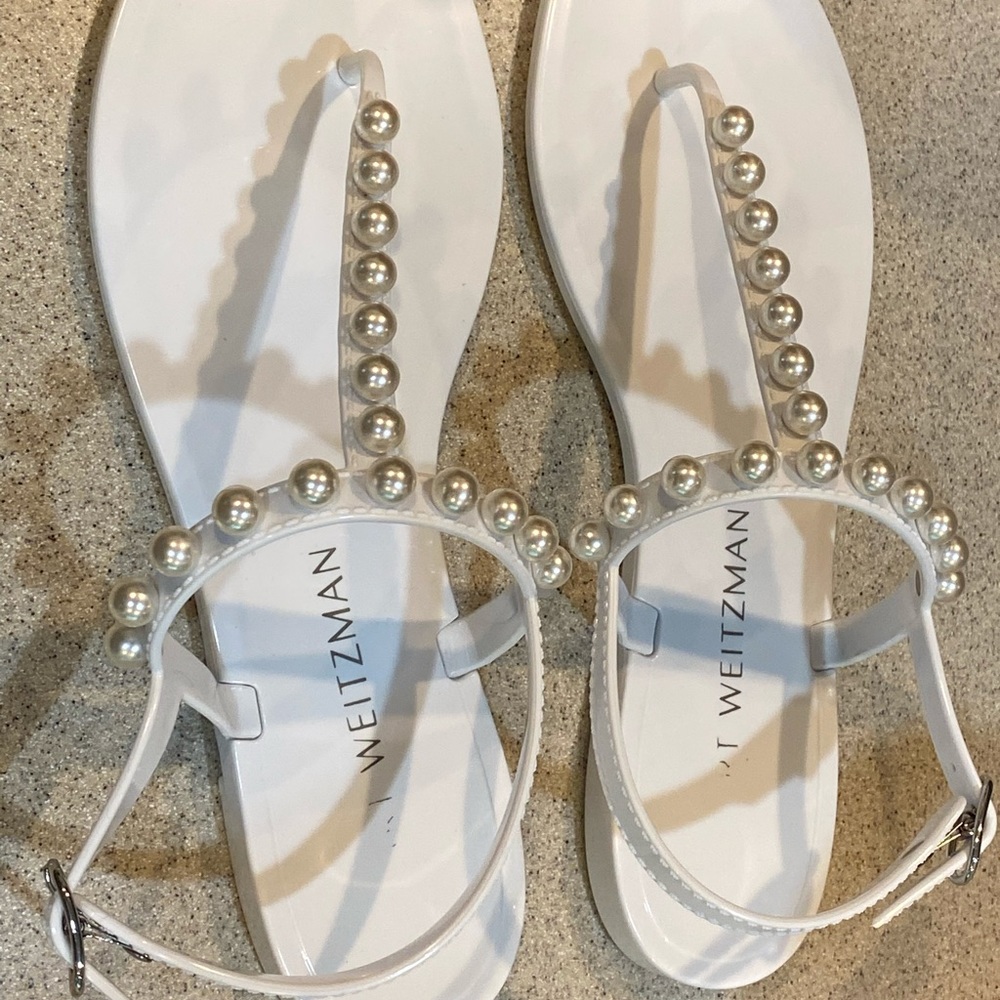 Beautiful Stuart Weitzman jelly sandals!